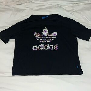 Adidas women’s T-shirt